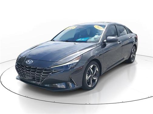 2022 Hyundai ELANTRA Limited