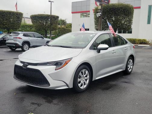 Classic Silver Metallic 2022 Toyota Corolla LE