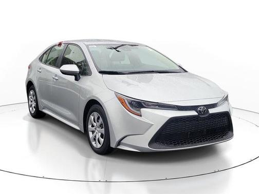 Classic Silver Metallic 2022 Toyota Corolla LE