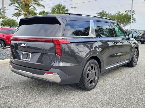 Panthera Metal 2025 Kia Carnival SX