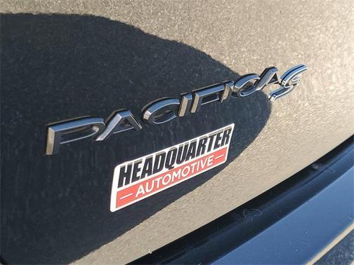 2019 Chrysler Pacifica Touring L