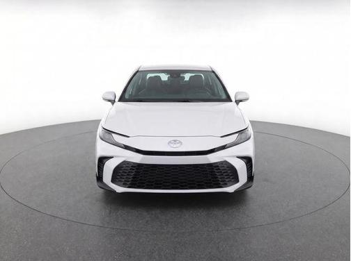 Ice Cap 2025 Toyota Camry SE