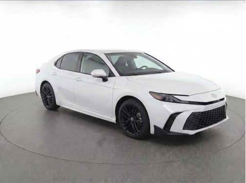 Ice Cap 2025 Toyota Camry SE