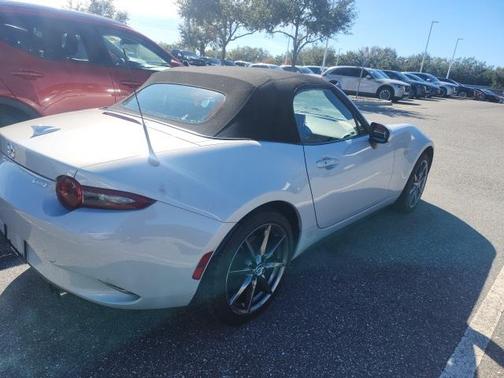 2016 Mazda MX-5 Miata Grand Touring