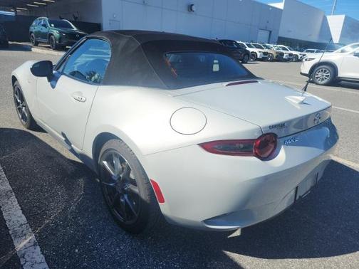 2016 Mazda MX-5 Miata Grand Touring