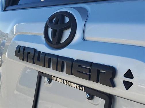 2022 Toyota 4Runner SR5 Premium