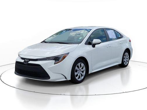 Ice Cap 2024 Toyota Corolla LE