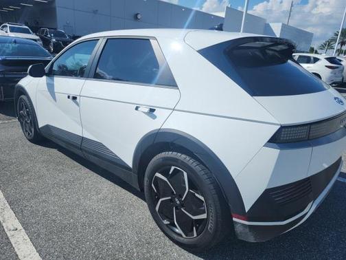 2023 Hyundai IONIQ 5 SE