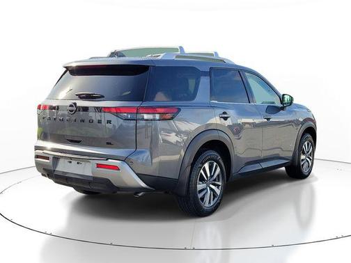 Gun Metallic 2023 Nissan Pathfinder SL FWD