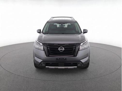 Gun Metallic 2023 Nissan Pathfinder SL FWD