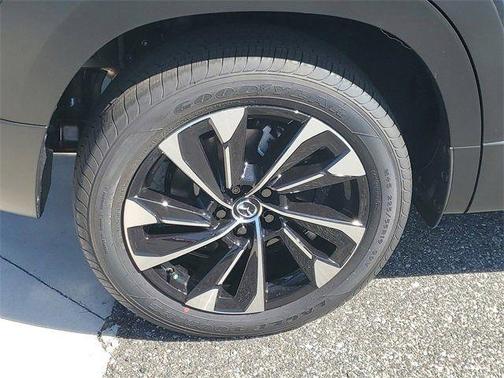 polymetal gray metallic 2026 Mazda CX-50 Hybrid Premium Plus