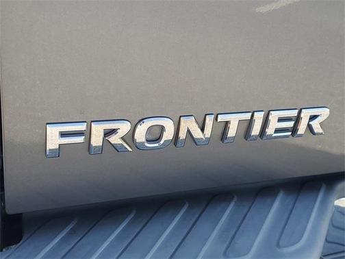 2017 Nissan Frontier SV