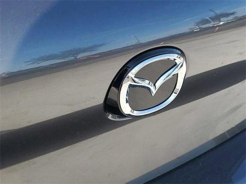 2025 Mazda Mazda3 FWD w/Preferred Package