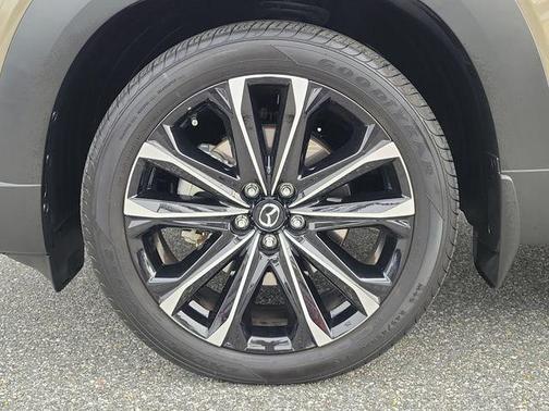 Zircon Sand Metallic 2024 Mazda CX-50 2.5 Turbo Premium Plus Package