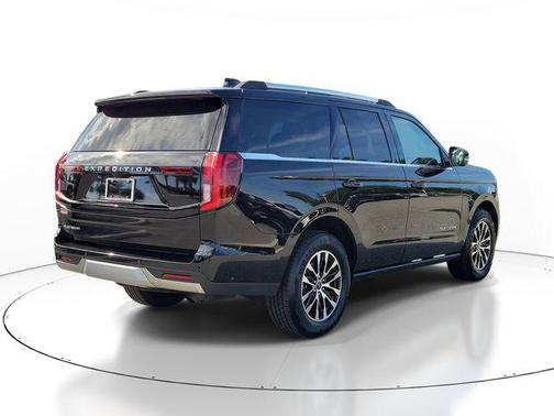 Black Metallic 2025 Ford Expedition Platinum