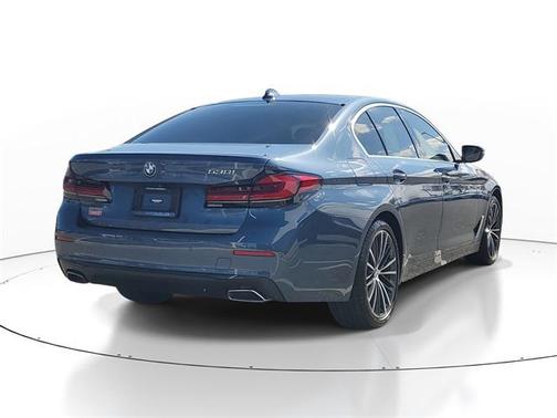 2023 BMW 530 i