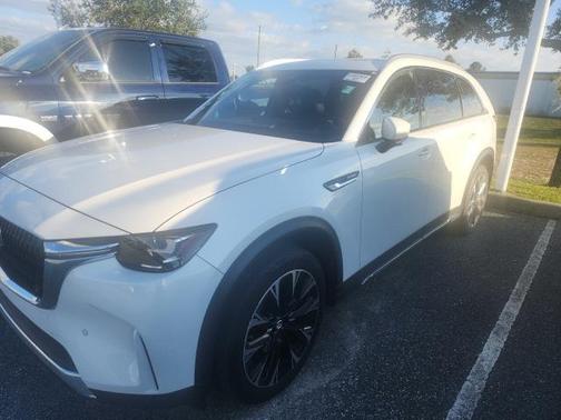 2024 Mazda CX-90 PHEV Premium Plus