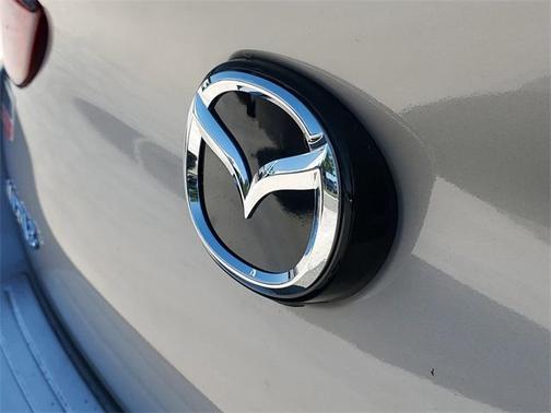 2025 Mazda Mazda3 FWD w/Preferred Package