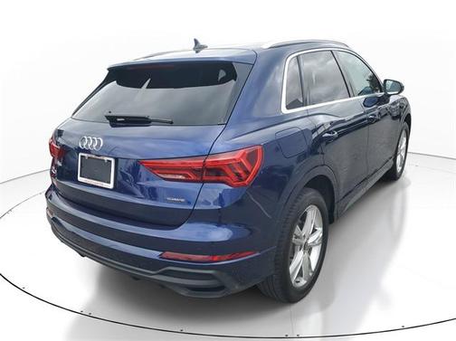 2024 Audi Q3 45 S line Premium Plus