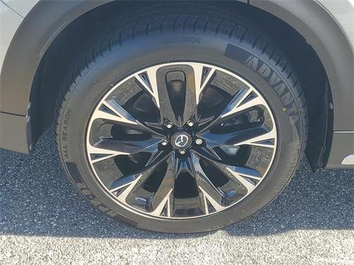 2024 Mazda CX-90 PHEV Premium