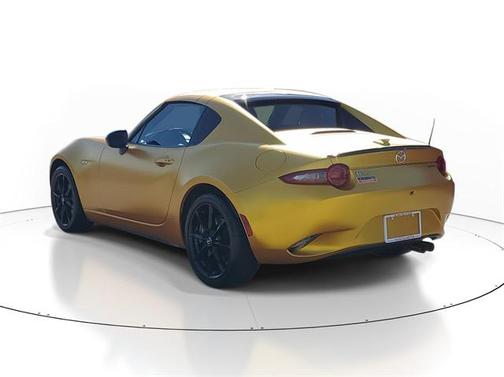 2021 Mazda MX-5 Miata RF Club