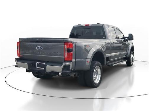 2023 Ford F-450 Lariat