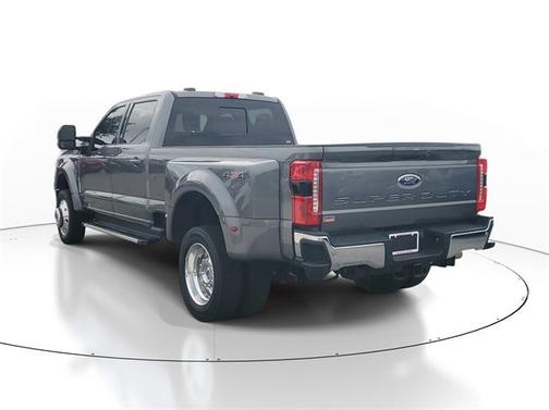 2023 Ford F-450 Lariat