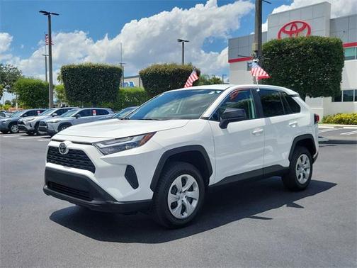 2024 Toyota RAV4 LE