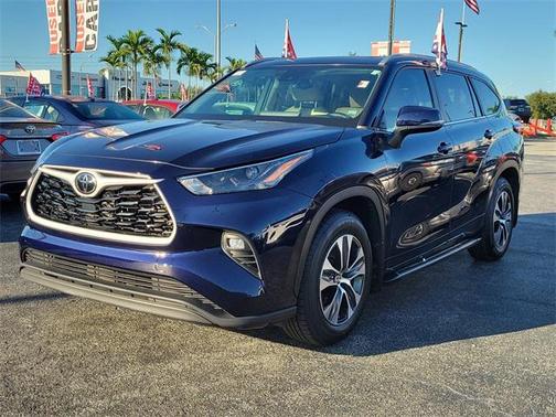 2023 Toyota Highlander L