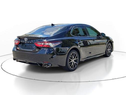 Midnight Black Metallic 2024 Toyota Camry SE