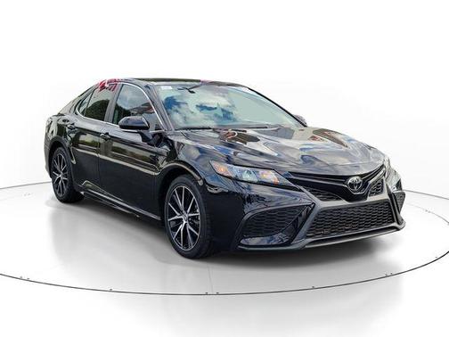 Midnight Black Metallic 2024 Toyota Camry SE
