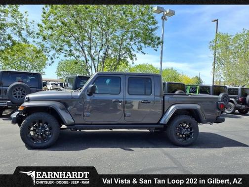 2025 Jeep Gladiator Nighthawk