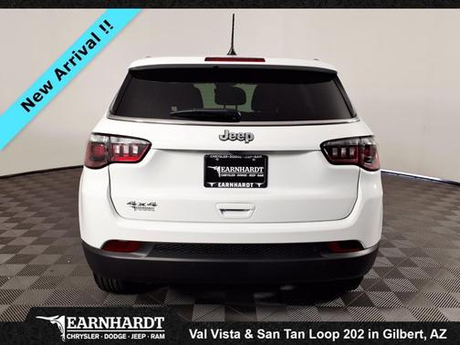 Bright White Clearcoat 2024 Jeep Compass Sport