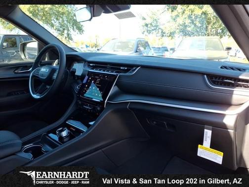 2025 Jeep Grand Cherokee Laredo X