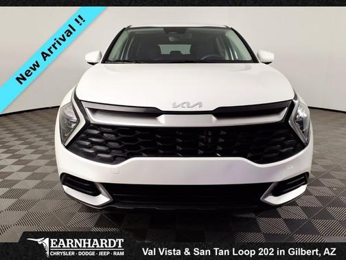 Snow White Pearl 2023 Kia Sportage Hybrid LX