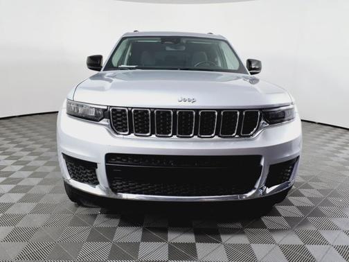 2021 Jeep Grand Cherokee L Laredo