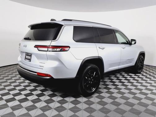 2021 Jeep Grand Cherokee L Laredo