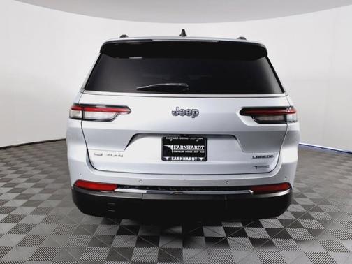 2021 Jeep Grand Cherokee L Laredo