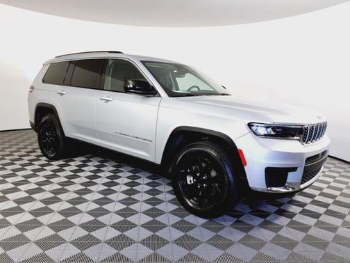 2021 Jeep Grand Cherokee L Laredo