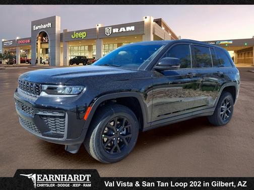 2026 Jeep Grand Cherokee Laredo Altitude