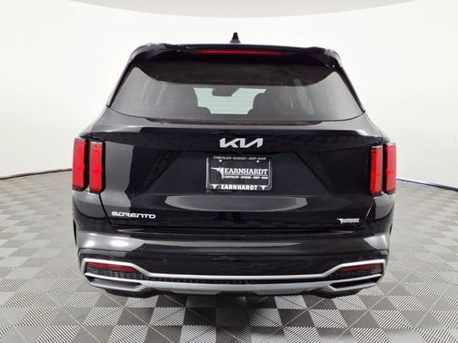 Ebony Black 2023 Kia Sorento SX