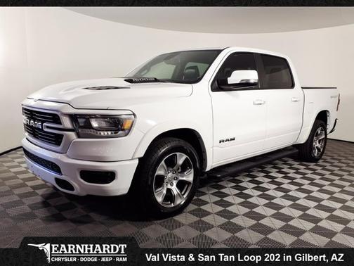 Bright White Clearcoat 2020 RAM 1500 Laramie