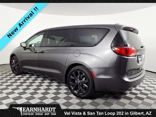 2019 Chrysler Pacifica Touring Plus