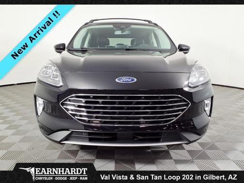 -Select- 2022 Ford Escape Titanium Hybrid