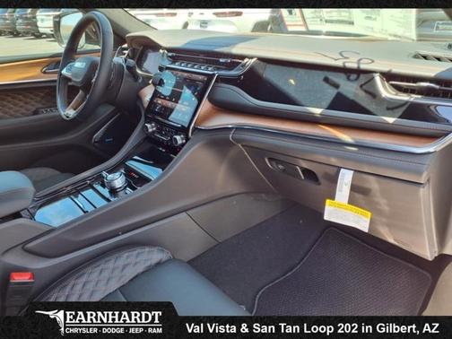 2025 Jeep Grand Cherokee Summit Reserve