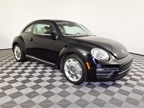 2017 Volkswagen Beetle 1.8T SE