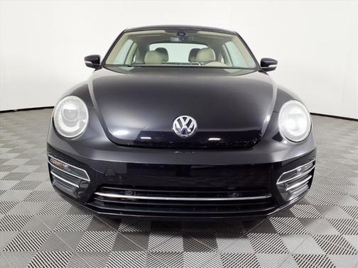 2017 Volkswagen Beetle 1.8T SE