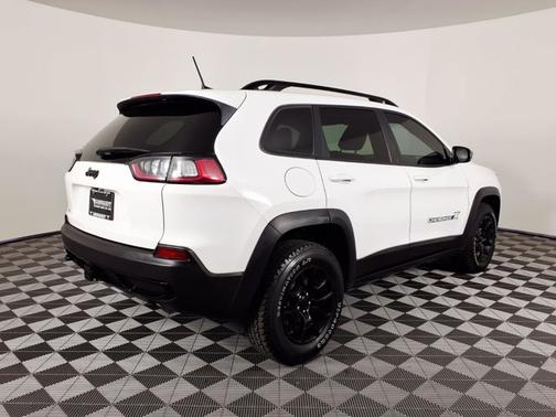2022 Jeep Cherokee X