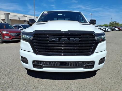 Bright White Clearcoat 2026 RAM 1500 Laramie