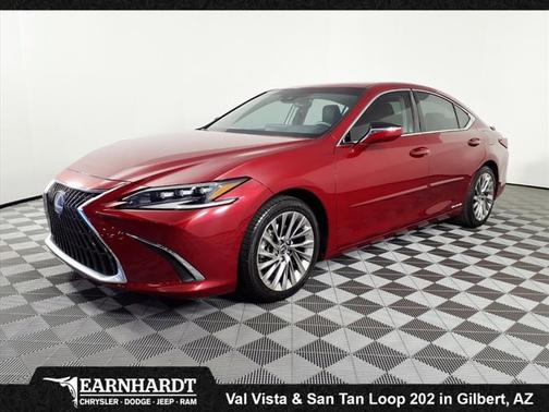 2022 Lexus ES 300h Luxury